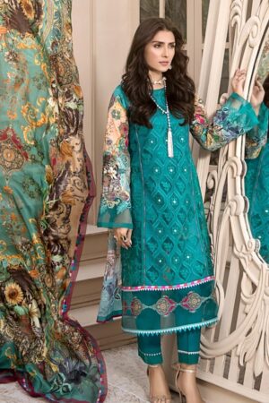 ayeza khan dresses