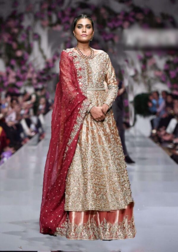 zainab chottani golden bridal wear