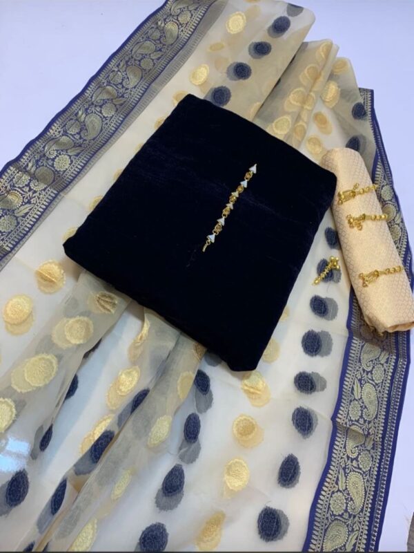 Latest Velvet Collection with Jacquard Dupatta - Pehnawa Boutique