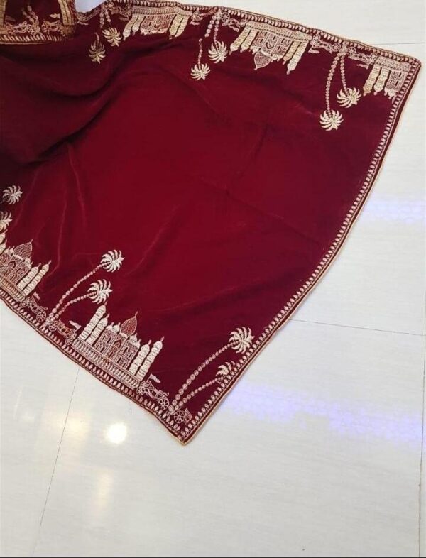 Embroidered Micro Velvet 5000 Shawl - Pehnawa Boutique