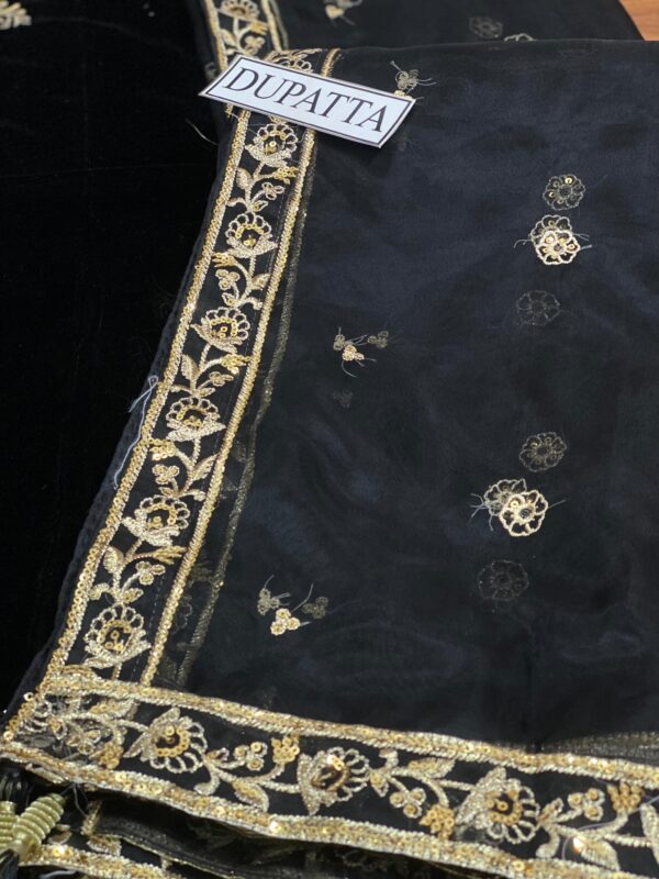 Sapphire Black Velvet Replica - Image 3