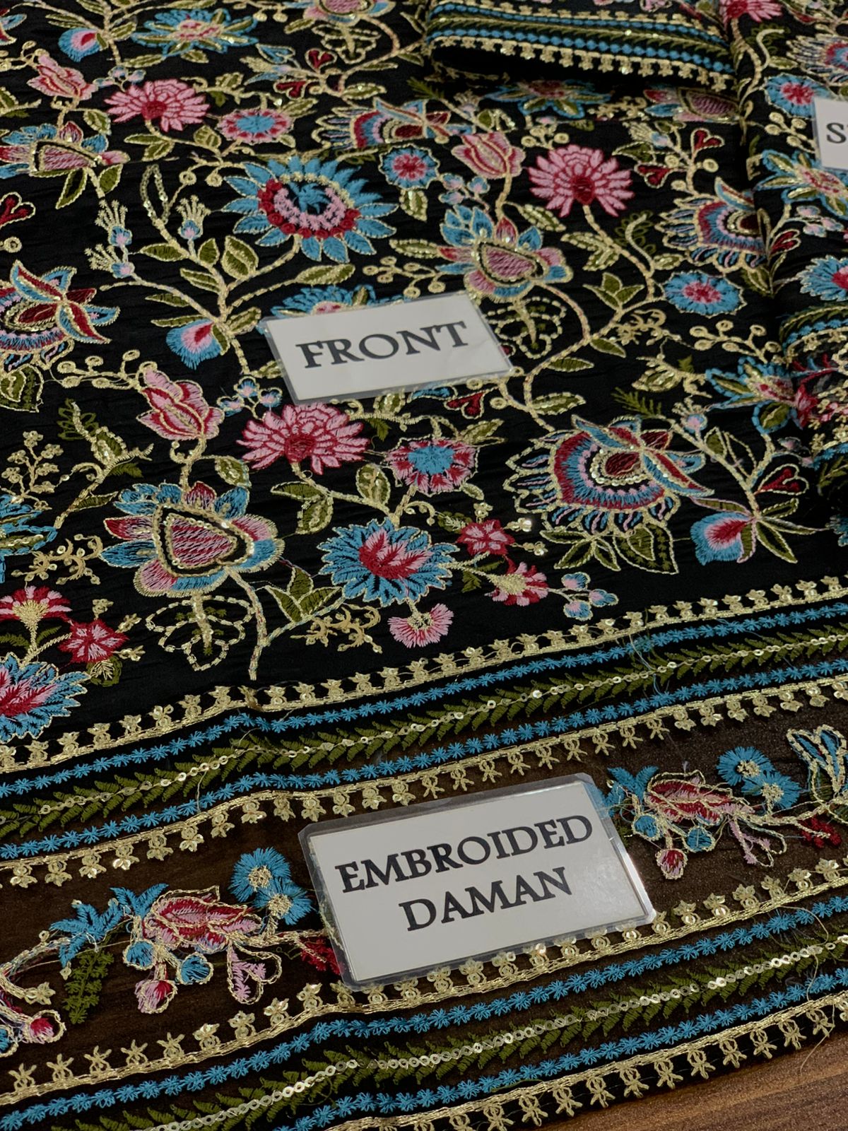 Baroque Black Silk Replica - Image 3