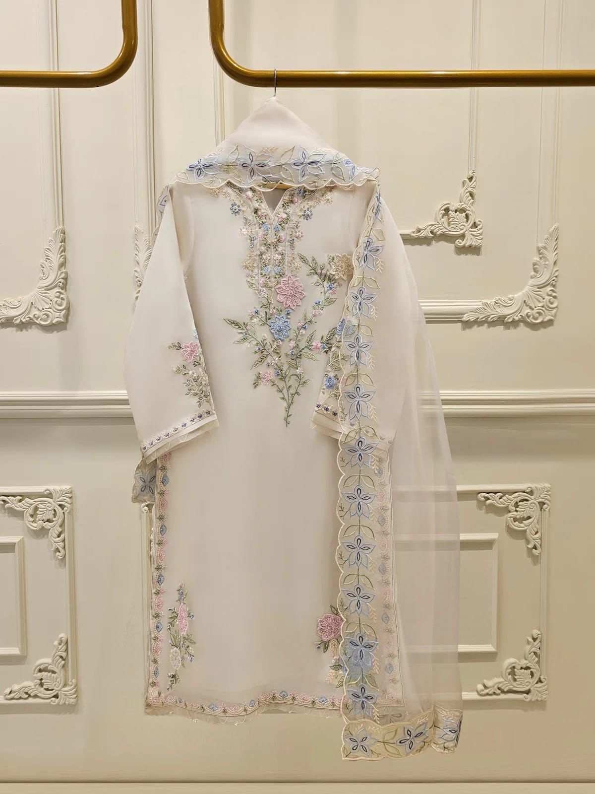 Agha Noor White Organza Replica