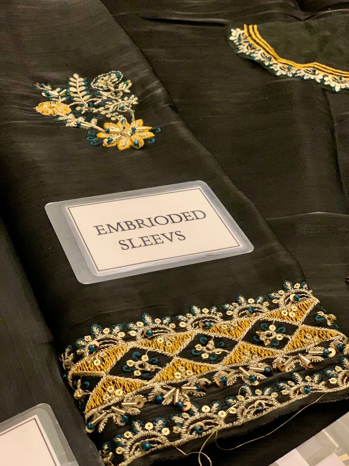 Elara Pure Black Lava Silk Replica - Image 3